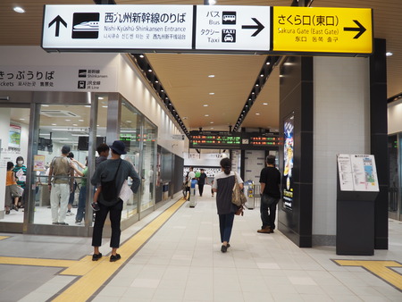 2022.09.28 新大村駅P9246383