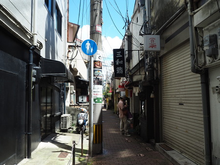 2-長崎市鍛冶屋町 桃山P8131142