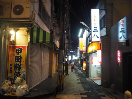 2-薄利多賣半兵ヱ 長崎観光通店P9181637