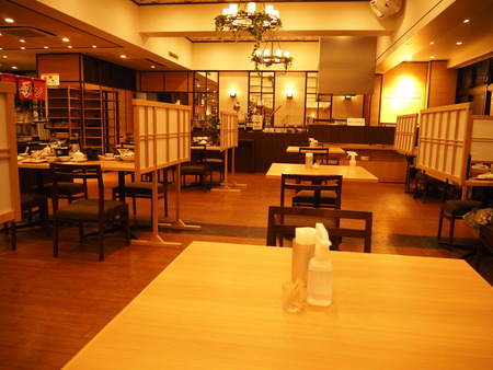 30-5-�ۥƥ�����ϰP6120039