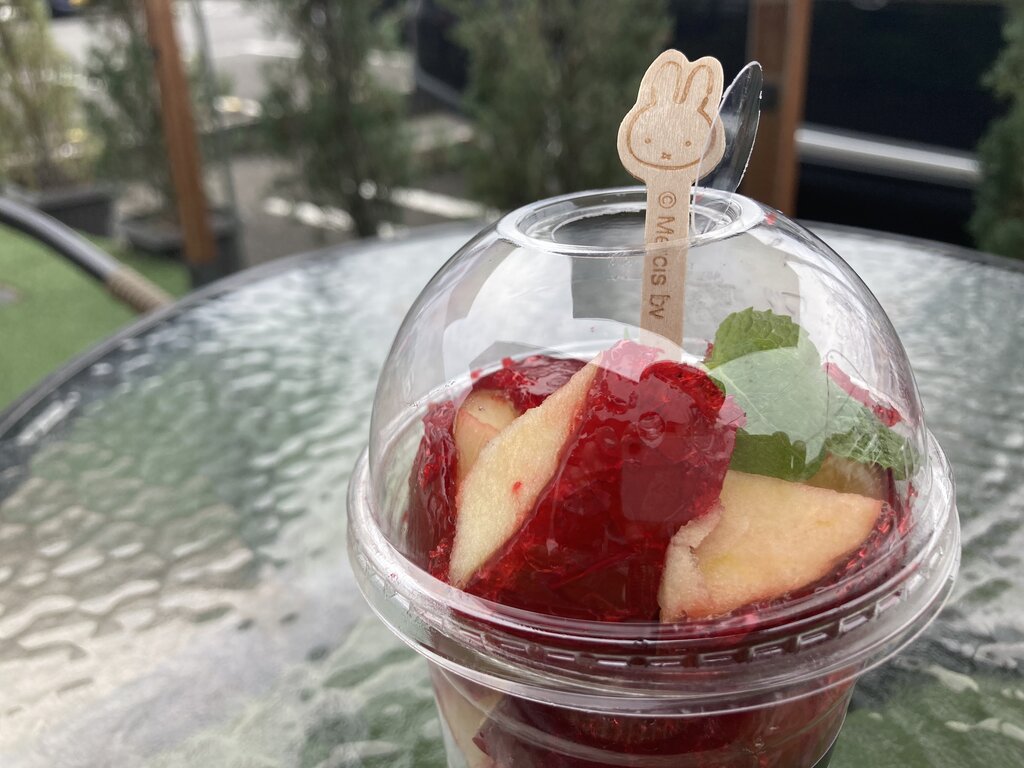 週末限定、りんご飴！「The north pole（ザ ノースポール）」（島原市