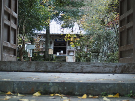 2022.11.28 長崎市 滝の観音P1010564