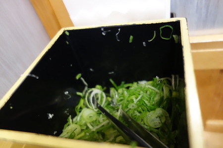 9-福岡市 牧のうどん 博多バスターミナル店DSC08507