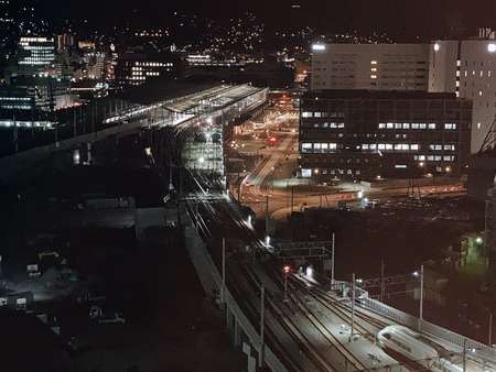 2022.08.15 Ĺºê»ÔÊõÄ®¡¡¥¶¡¦¥°¥í¡¼¥Ð¥ë¥Ó¥å¡¼Ä¹ºêIMG_9348