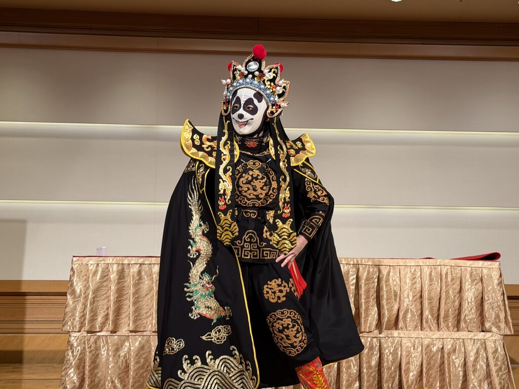 諫早様① ふく家 元旦の過ごし方 初日の出から変面ショー！ : 長崎＠諫早市民