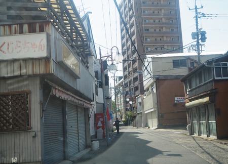 2021.04.18 諫早市天満町 CULAC VMARTP4186541