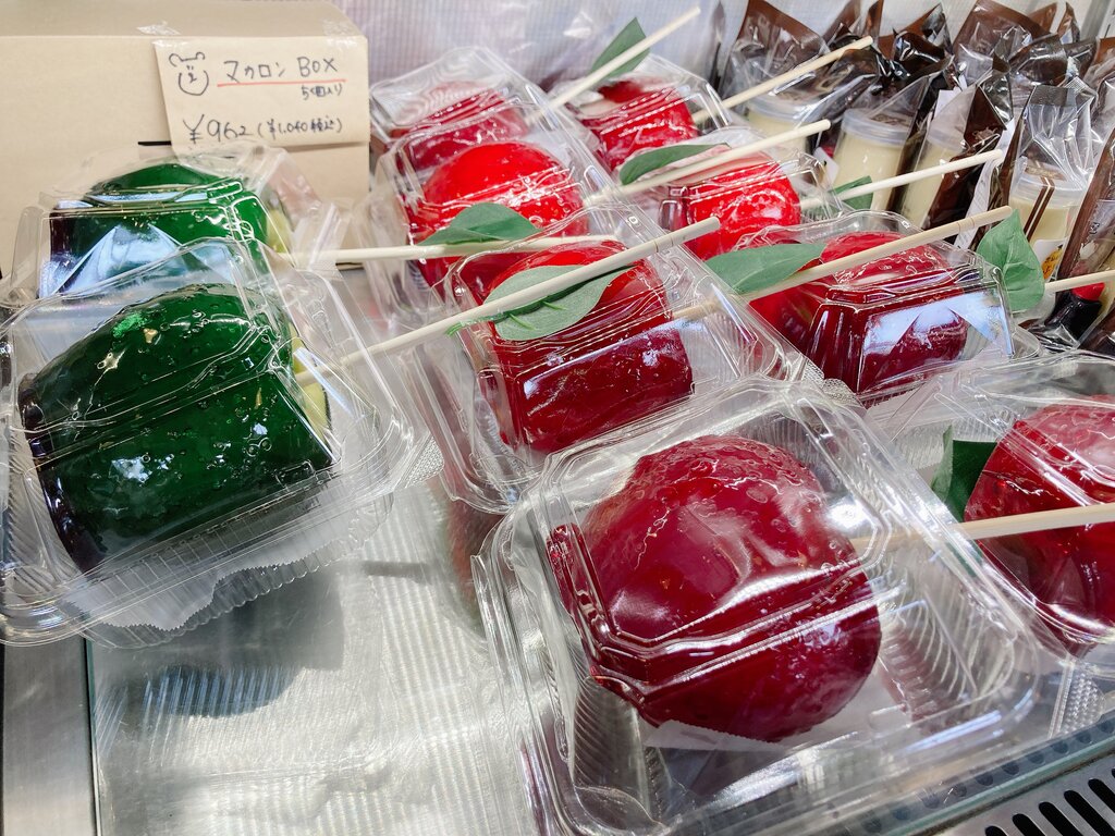 週末限定、りんご飴！「The north pole（ザ ノースポール）」（島原市