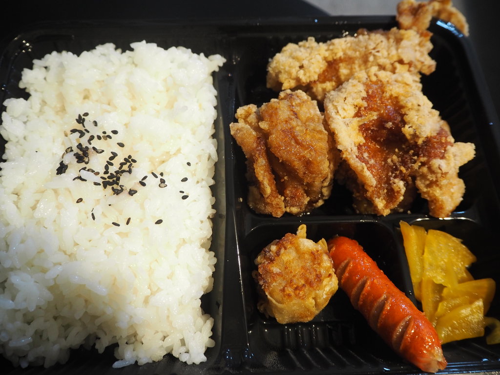 コク深いアゴだし唐揚げ 元祖 福まん家 愛野店 雲仙市愛野町 長崎 諫早市民 ふくちゃんの食う 寝る 遊ぶ日記