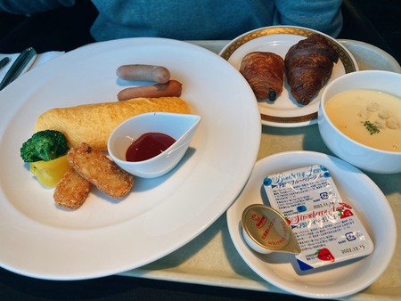 2022.08.15 Ĺºê»ÔÊõÄ®¡¡¥¶¡¦¥°¥í¡¼¥Ð¥ë¥Ó¥å¡¼Ä¹ºêIMG_9472