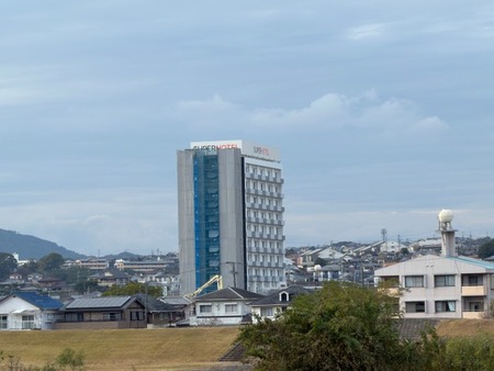 �����ѡ��ۥƥ�����