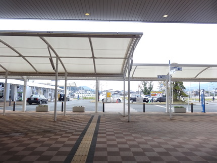 1-新鳥栖駅DSC09843