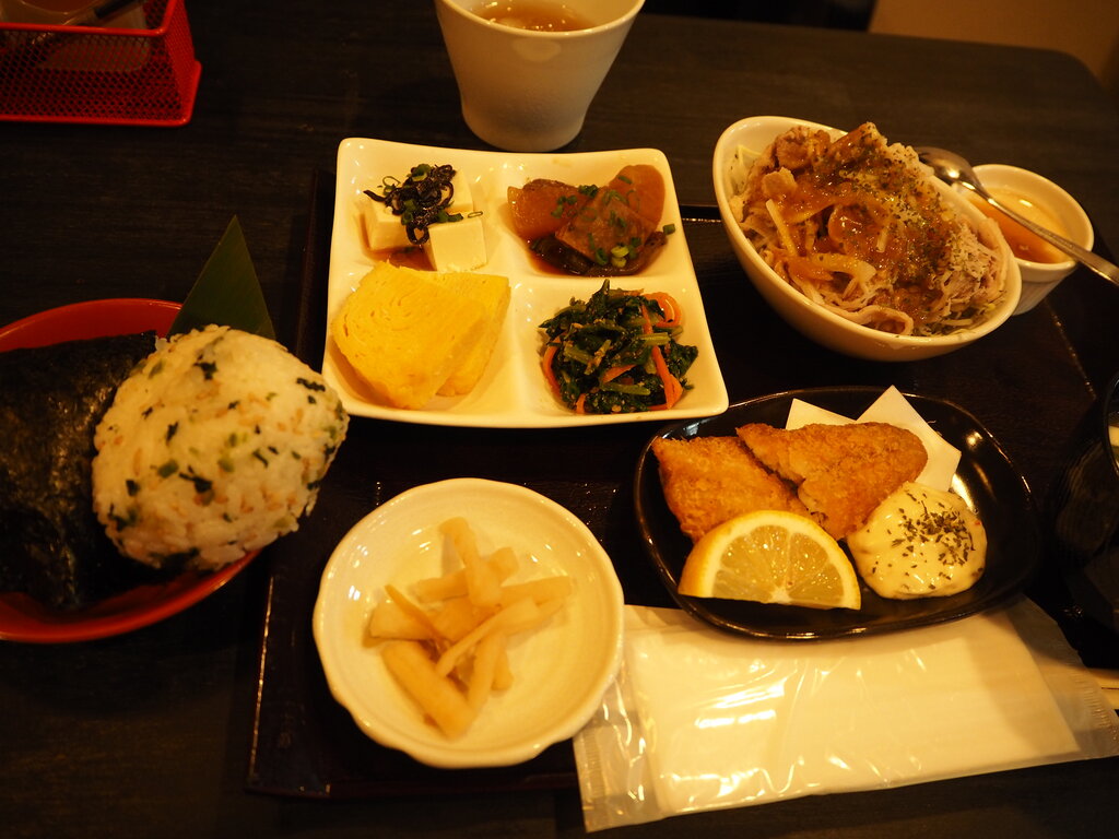 癒しのおにぎりランチ おむすび葉月 長崎市浜町 長崎 諫早市民 ふくちゃんの食う 寝る 遊ぶ日記