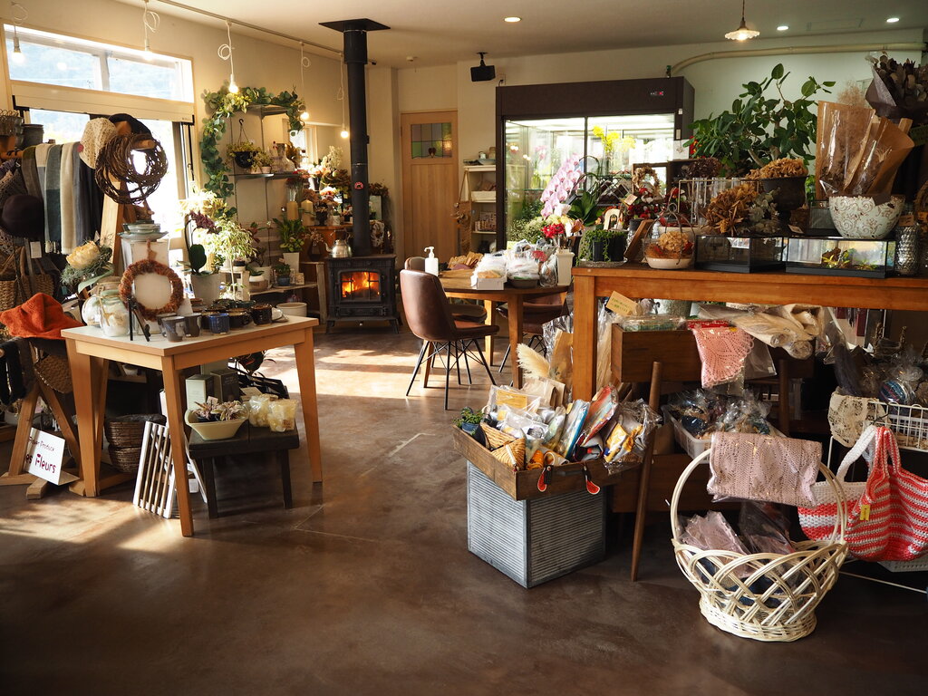 お花屋さんの おしゃれカフェ Musubu Cafe 諫早市飯盛町 長崎 諫早市民 ふくちゃんの食う 寝る 遊ぶ日記 お花屋さんの おしゃれカフェ Musubu Cafe 諫早市飯盛町 長崎 諫早市民 ふくちゃんの食う 寝る 遊ぶ日記