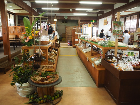 8-諌早市小野島町 干拓の里 よかもん市P9078053