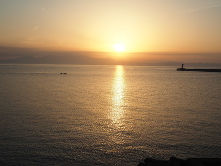 2022.01.05 月と海P3274270