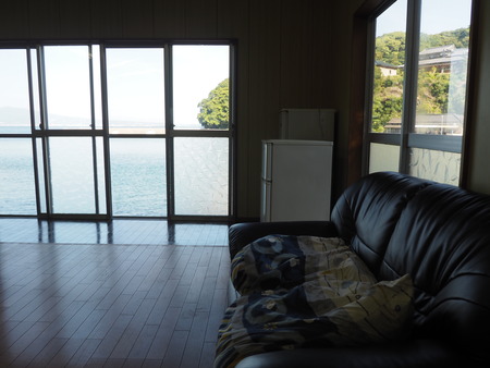 2023.05.21 長崎市琴海 琴湖ん家 海の家室内P1018917