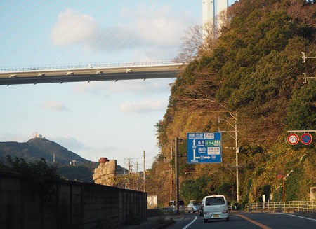 2021.12.04 長崎市戸町 モアイ像PC040590 - コピー