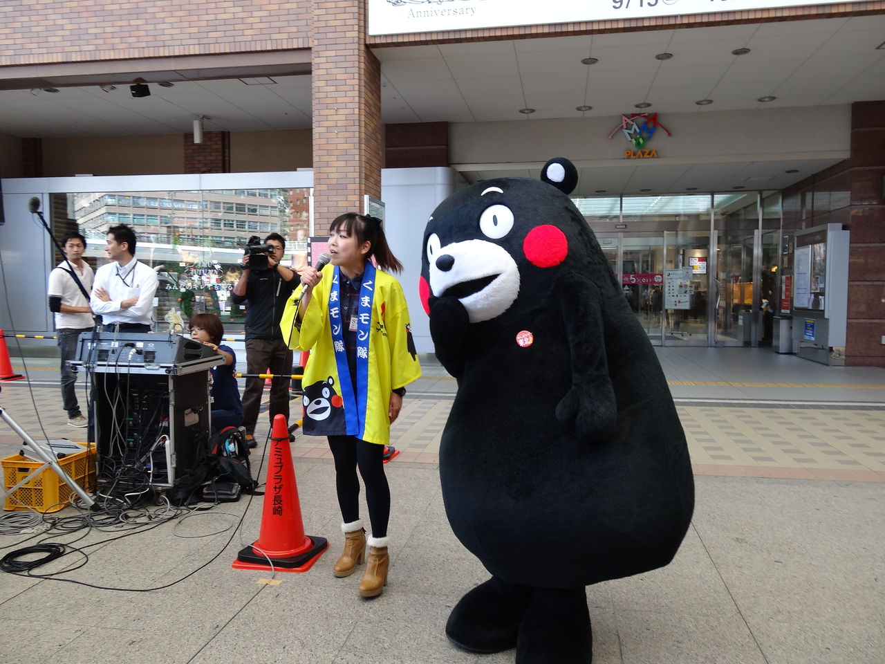 長崎駅前かもめ広場 De くまモン サプライズ 長崎 諫早市民 ふくちゃんの食う 寝る 遊ぶ日記