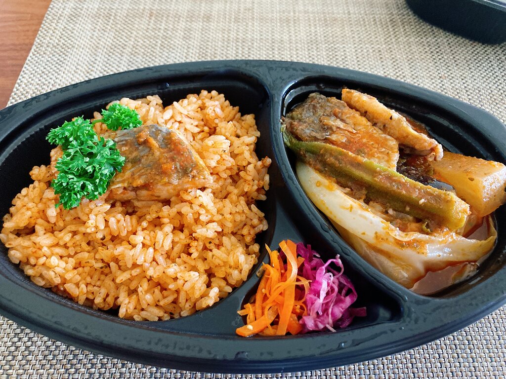 レア級！セネガル料理のテイクアウト店「yassa mechassa