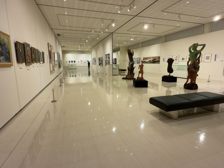 諫早市美術歴史館 常設展示室 プレゼンテーションウォール 諫早の美術家展IMG_4505