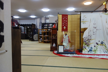 1−呉服の丸三DSC03777