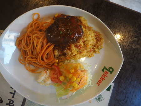 7-長崎市松ヶ枝町 カフェレストラン レッケルP7251901