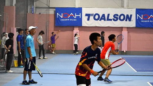 noah-indoorstage_lesson09