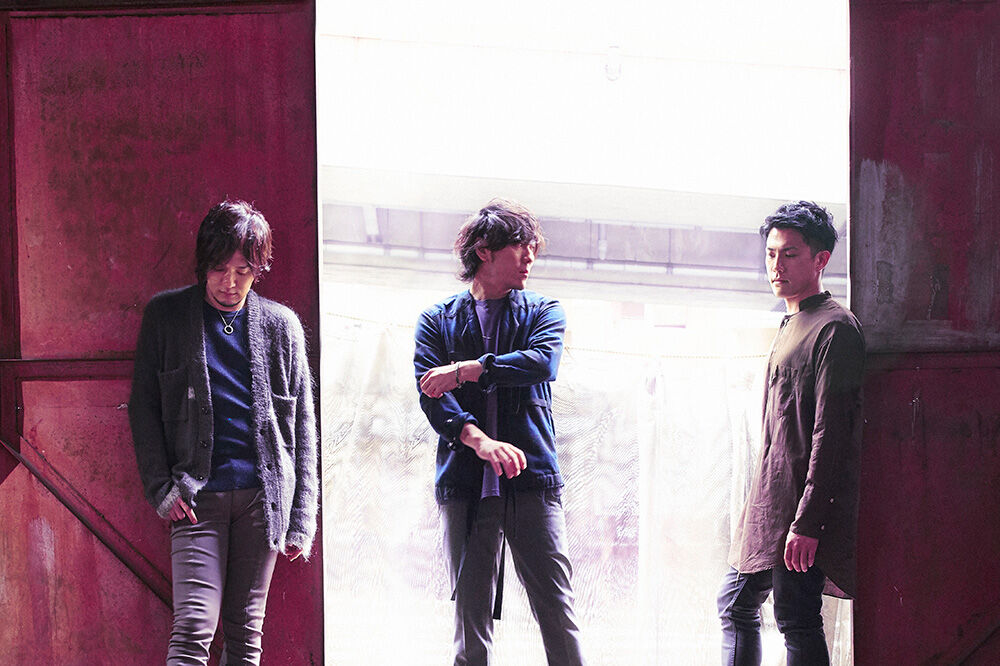 Back Number Cdtv に初出演 日曜劇場主題歌 エメラルド を初披露 World Music まとめチャンネル Back Number Cdtv に初出演 日曜劇場主題歌 エメラルド を初披露 World Music まとめチャンネル