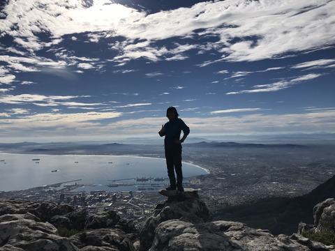 9F934BA5-DDAD-402E-9B09-326F482B4B9A