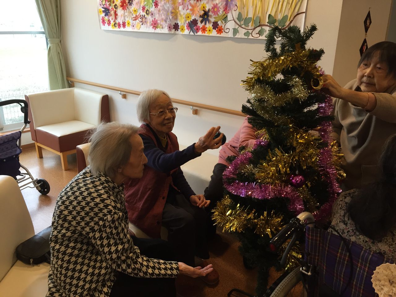 メリークリスマス 医療法人福島会 歯科 老人ホーム グループホーム デイサービス 三重県桑名市 三重郡朝日町 四日市市 メリークリスマス 医療法人福島会 歯科 老人ホーム グループホーム デイサービス 三重県桑名市 三重郡朝日町 四日市市