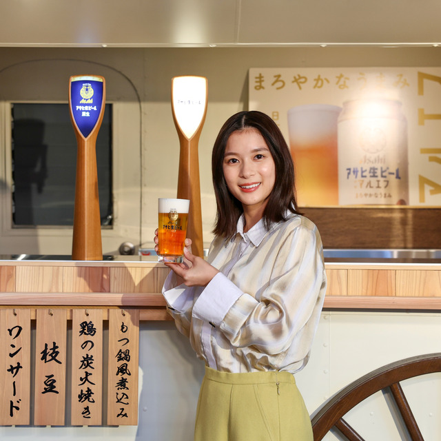 芳根京子さんが福岡で「おつかれ生です」アサヒ生ビール マルエフ