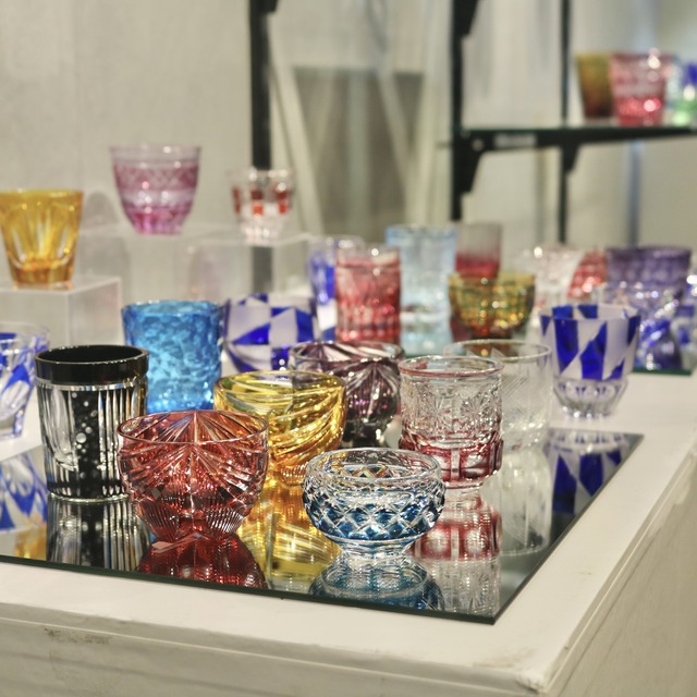 「夏のガラス祭り 切子モダニズム展」福岡大名の月みちるBAR 2022年