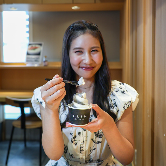 SUSHI ROLL HUG 福岡空港店（スシロール ハグ）