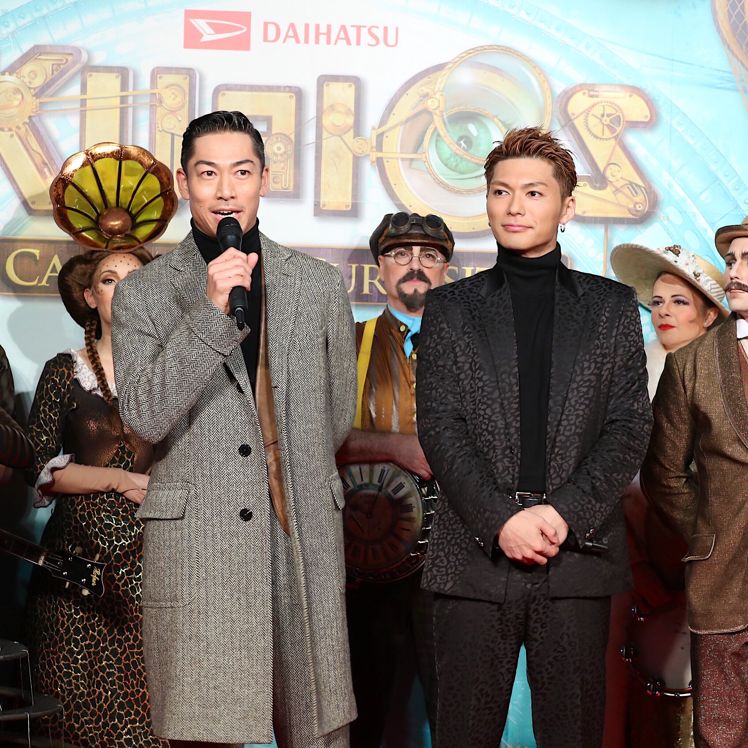 ダイハツ キュリオス 福岡公演 グランドオープニングセレモニーにexile Akiraさん Exile Shokichiさんが登場 フクオカーノ 福岡の情報サイト ダイハツ キュリオス 福岡公演 グランドオープニングセレモニーにexile Akiraさん Exile Shokichiさんが登場 フクオカーノ 福岡の情報サイト
