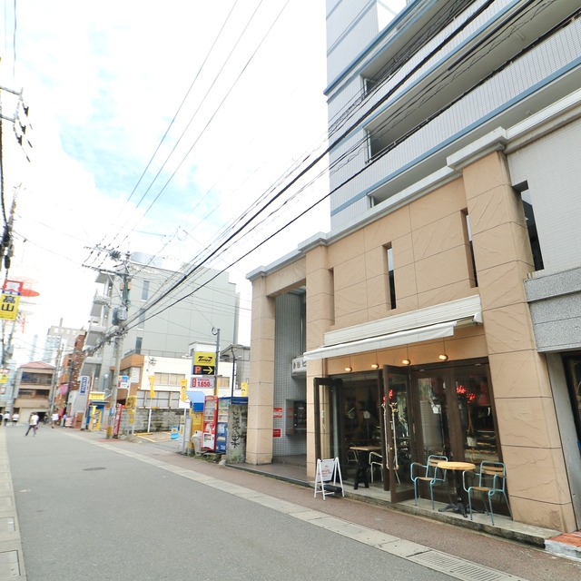 福岡大名「ウィーアーレディー」新雁林町通り