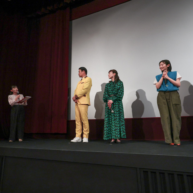 映画『いろは』長崎県佐世保市で舞台挨拶。