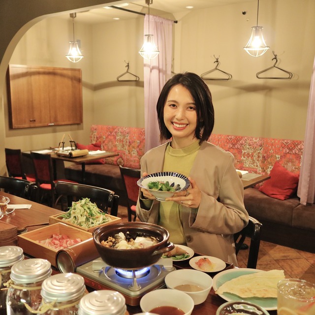 薬膳ブイヨン鍋酒場「食労寿(クロス)」福岡・薬院