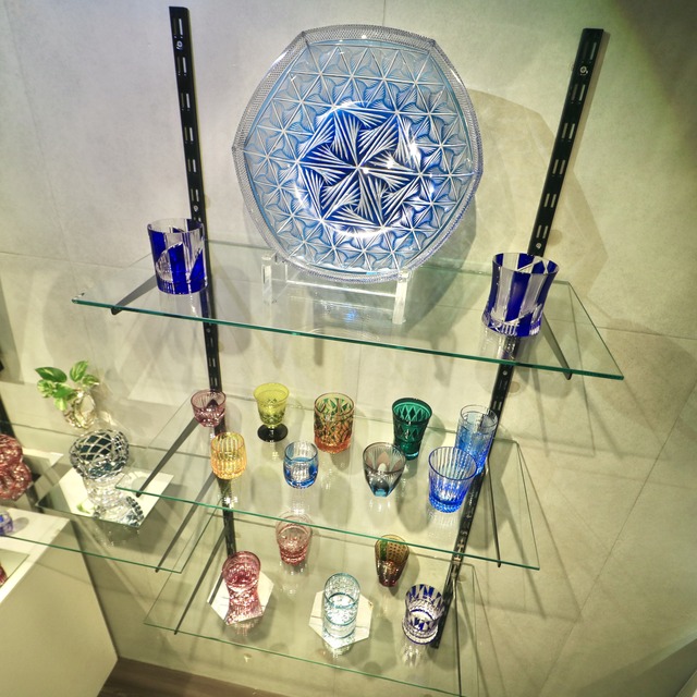 「夏のガラス祭り 切子モダニズム展」福岡大名の月みちるBAR 2022年