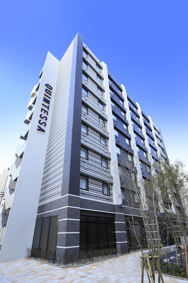 クインテッサホテル福岡天神 Comic & Books