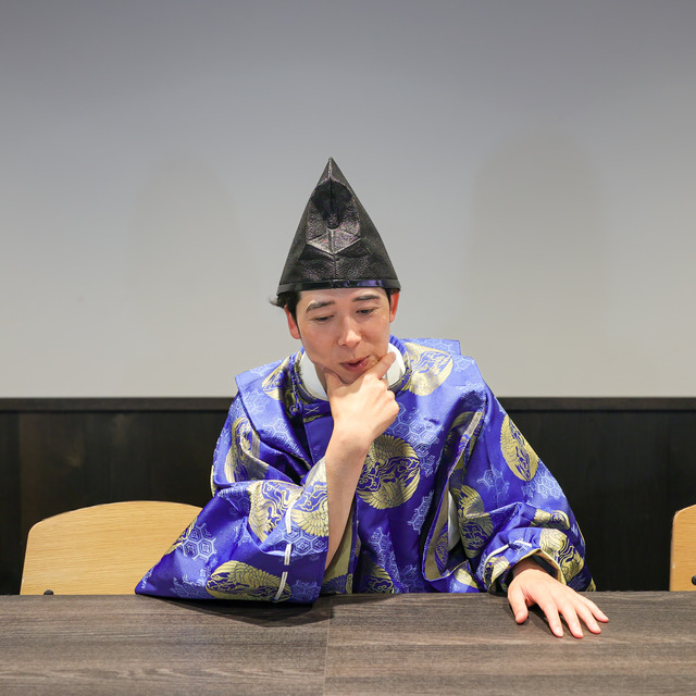 パラシュート部隊 矢野ぺぺさん“ぺぺ大明神”降臨初日にインタビュー。