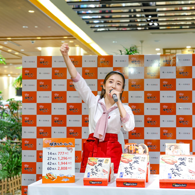 梅田彩佳さんが博多マイングで博多風美庵のトークショーに登壇