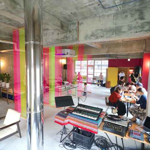 薬院駅近く「manu coffee roasters クジラ店」