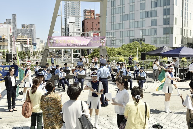 映画「異動辞令は音楽隊！」情報