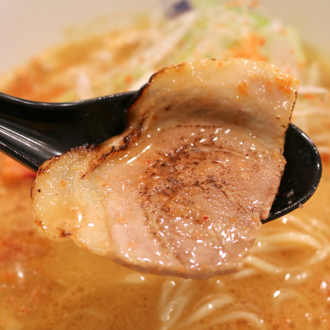 福岡空港「ラーメン海鳴」ラーメン滑走路