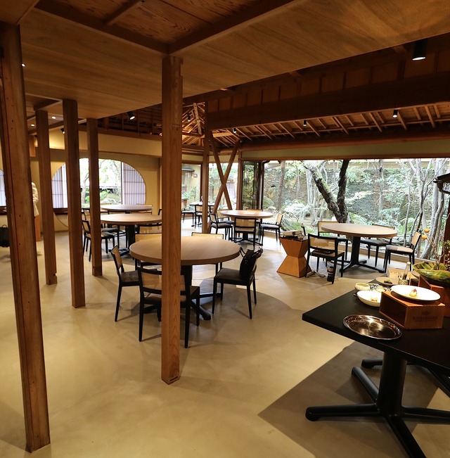 「イノベーティブ・フレンチ ワタハン」福岡市白金に開業レポート