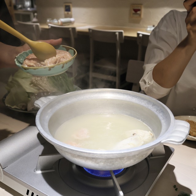 「水炊き又一(またいち)」福岡市警固の開業レポートの写真