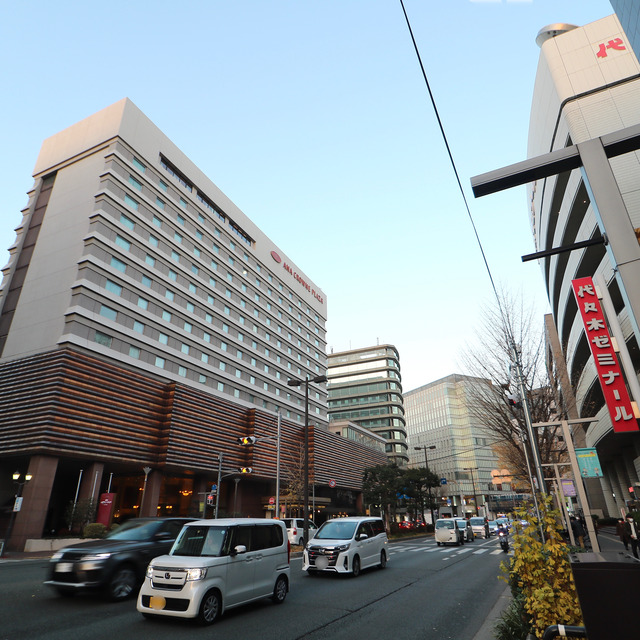 ANAクラウンプラザホテル福岡 外観