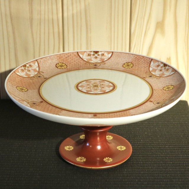 ホテルカルティア太宰府「赤絵細描・米久和彦作陶展」