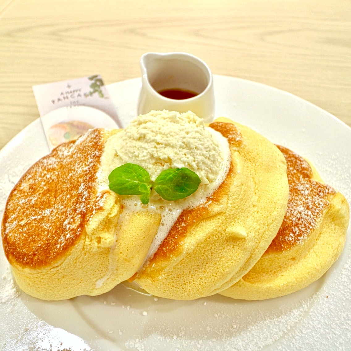 幸せのパンケーキ福岡天神店 オープンレポート 分かけて焼き上げる 世界一ふわふわでしっとり感のあるパンケーキ フクオカーノ