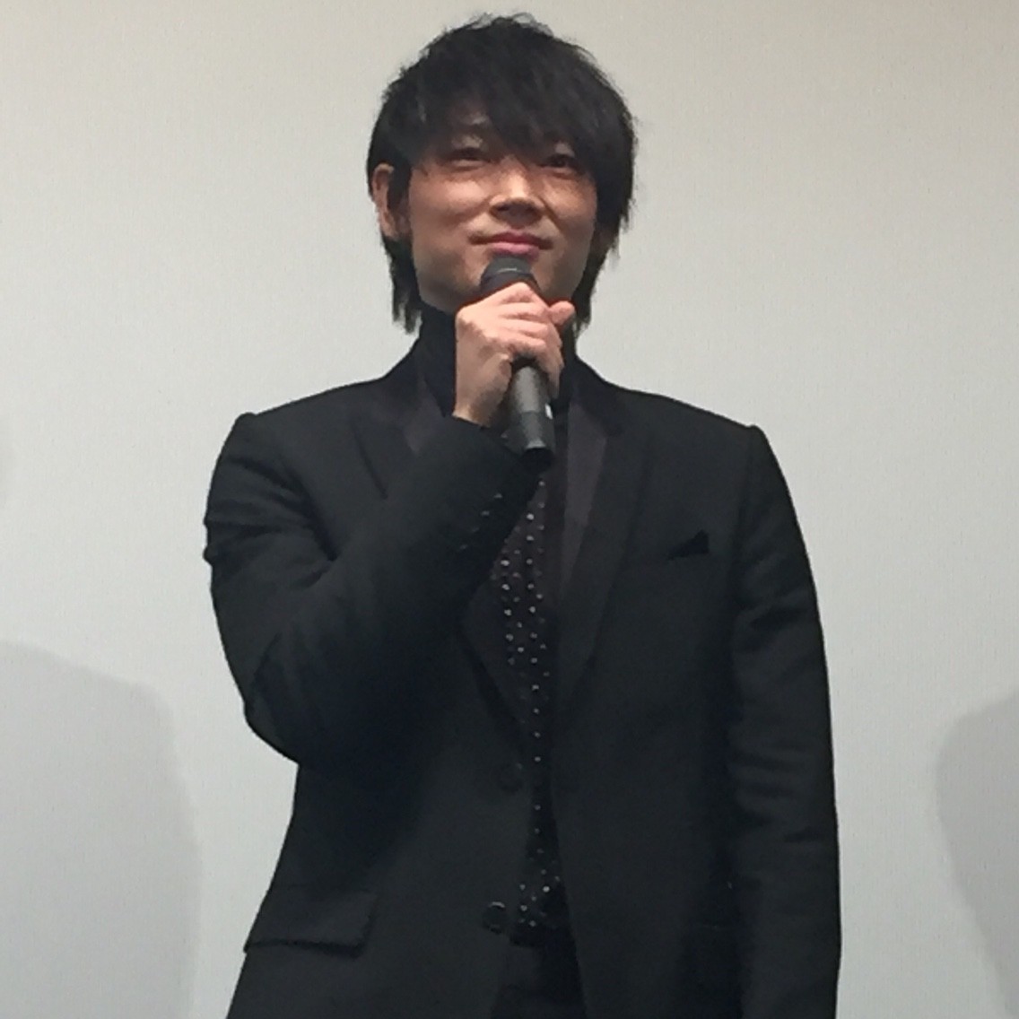 映画 新宿スワンii 主演の綾野剛さんが福岡で舞台挨拶 うまかっちゃん よか のプライベートトークも フクオカーノ 映画 新宿スワンii 主演の綾野剛さんが福岡で舞台挨拶 うまかっちゃん よか のプライベートトークも フクオカーノ